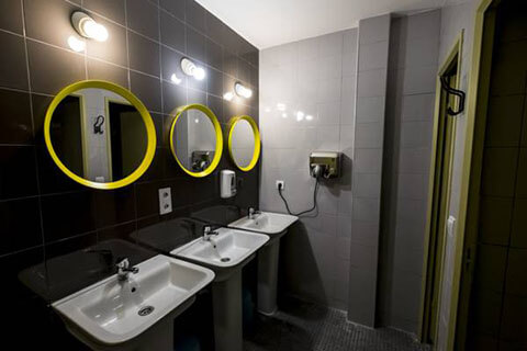 Apartments and private rooms in Barcelona