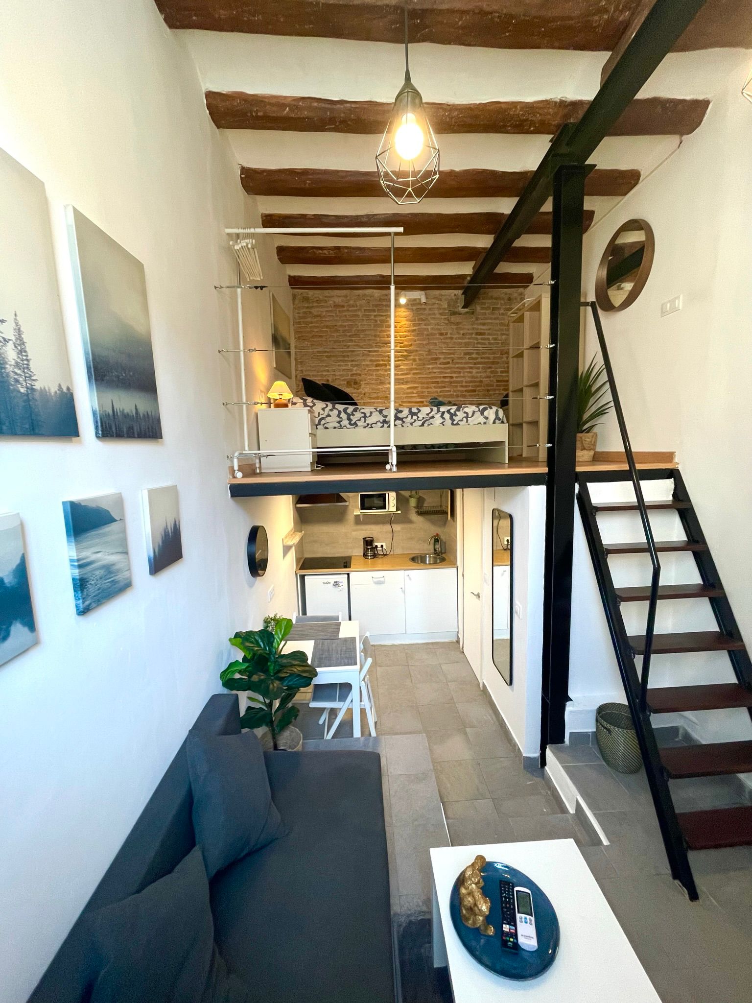 Apartments and private rooms in Barcelona