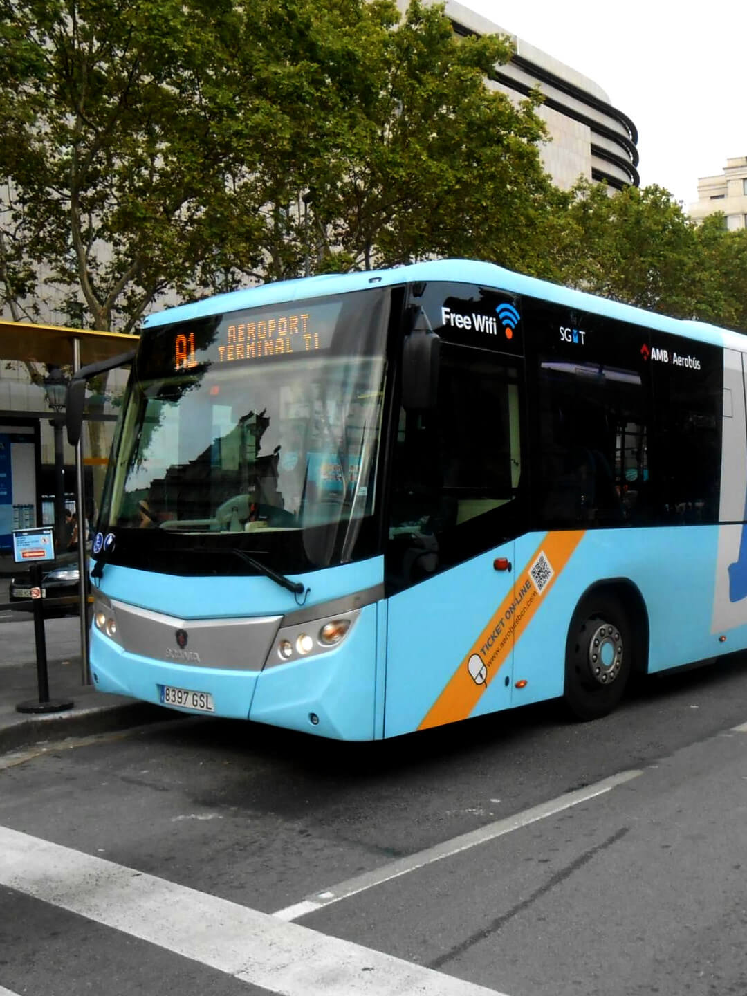 Apartments and private rooms in Barcelona